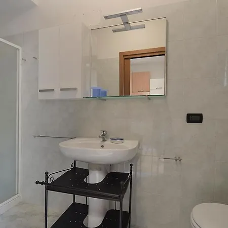 Ur Nest Sant' Apollonia بولونيا